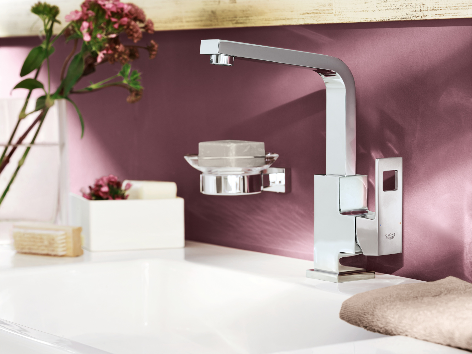 Grohe Essentials Мыльница подвесная, цвет: прозрачный 40368001