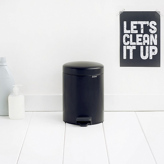 Brabantia NewIcon Мусорное ведро с педалью, нержавеющая сталь на 5л, цвет: черный матовый 112928