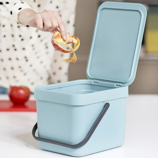 Brabantia Sort&Go Мусорное ведро с крышкой, пластик на 6л, цвет: мятный 109645