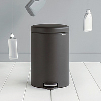 Brabantia NewIcon Мусорное ведро с педалью, нержавеющая сталь на 20л, цвет: минерально-графитовый 114182