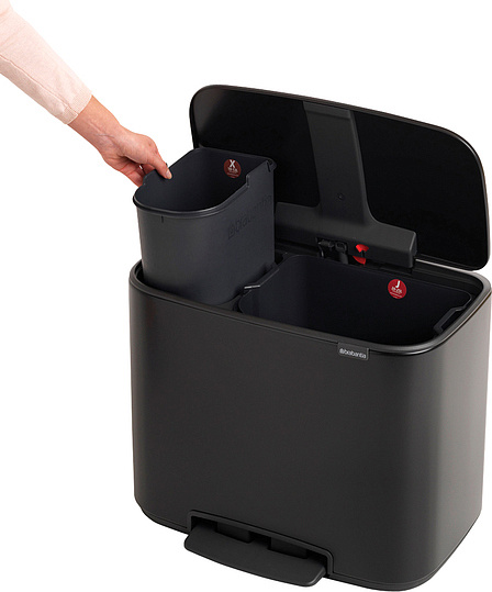 Brabantia Pedal Bin Bo Мусорное ведро с педалью, нержавеющая сталь на 34л, цвет: черный матовый 121227