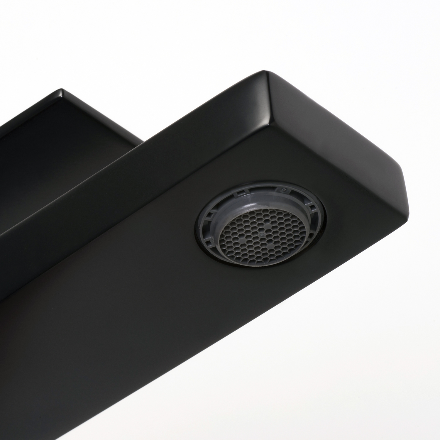 Wasserkraft Abens 2000 Смеситель для раковины 1 отв., излив 10,8 см, цвет: черный soft-touch 2003