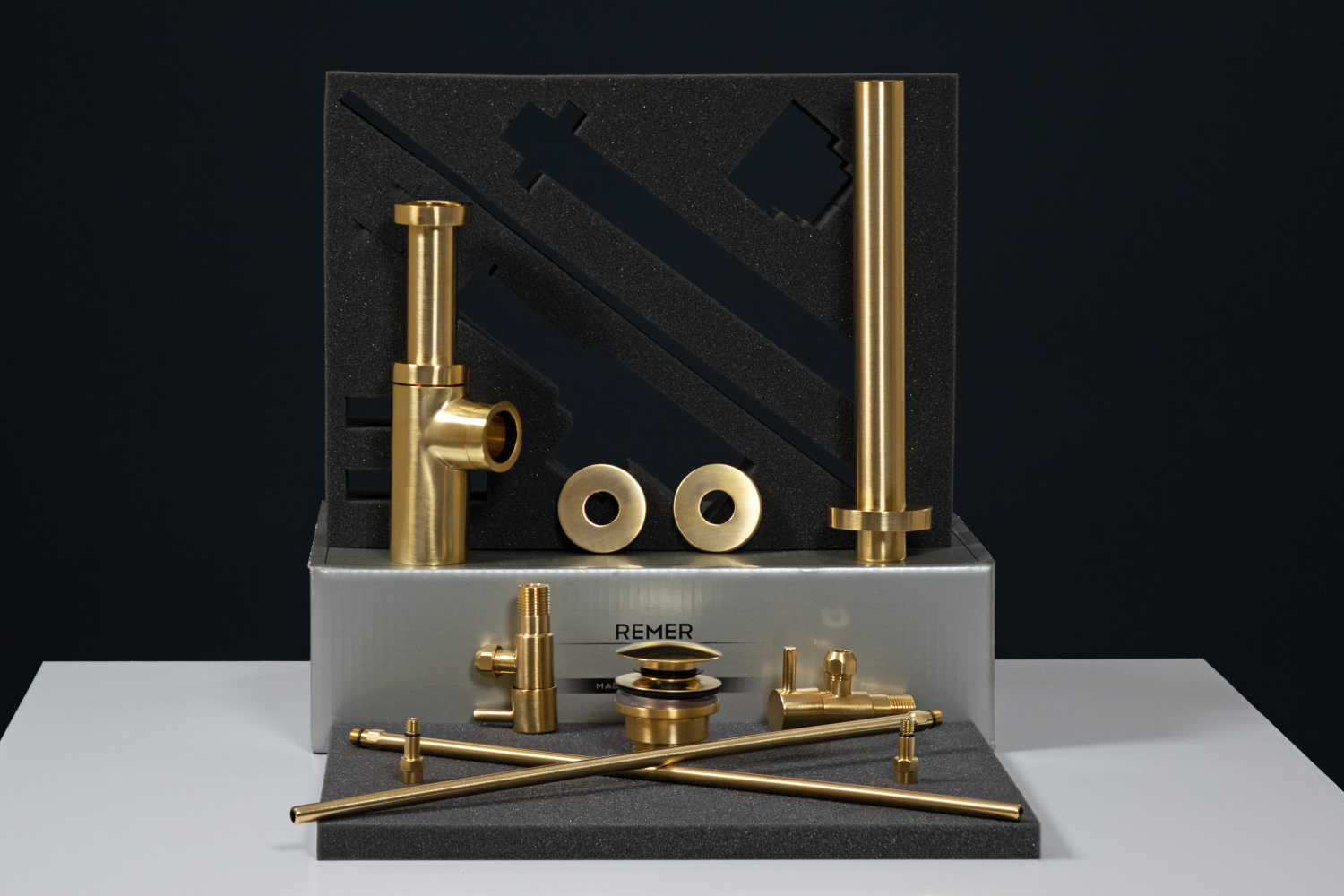 Remer Набор аксессуаров для раковины, цвет: oro spazzolato KIT10COMPBG