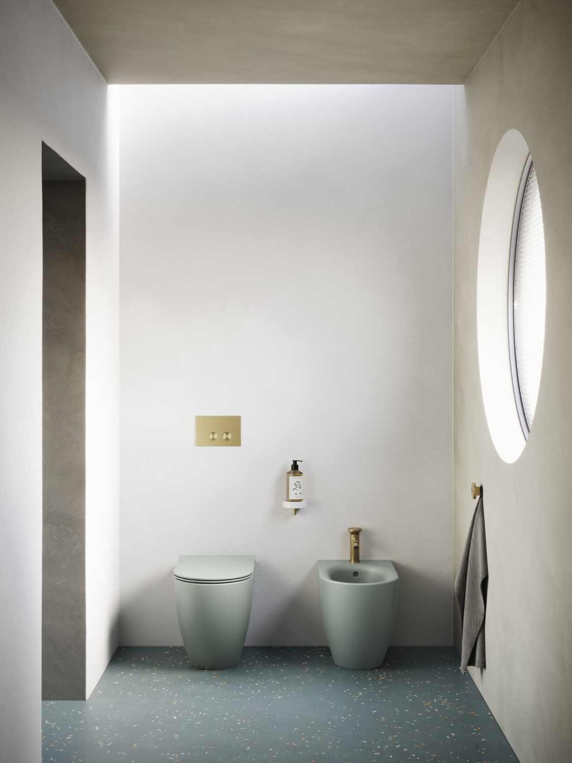 Catalano Sfera Биде приставное 35x55 см, 1 отв., с переливом, покр. Cataglaze, цвет: acqua матовый 0519551028